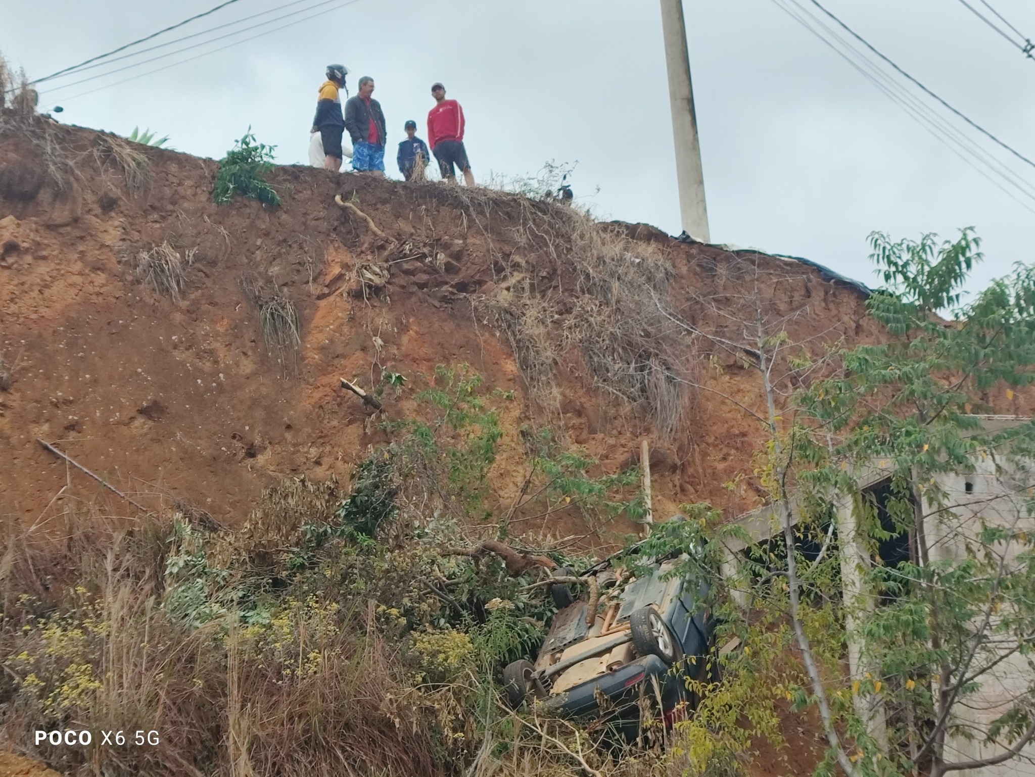 Manhuaçu: PM recupera veículos e carga de café subtraídos de propriedades rurais